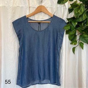 Express, chambray top, size small.
